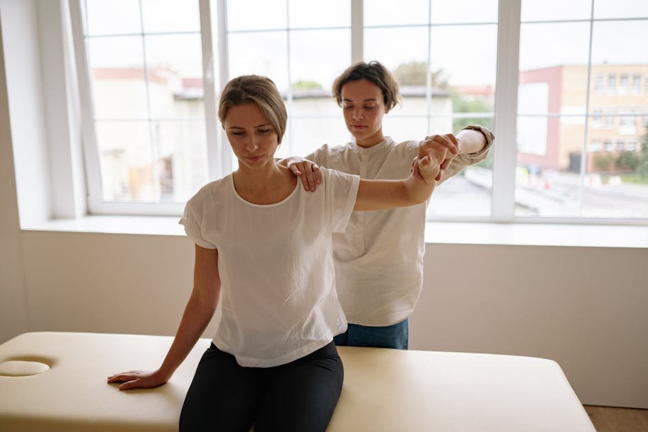 Therapist guiding a patient through bilateral EMDR processing in a trauma-specialised residential treatment session
